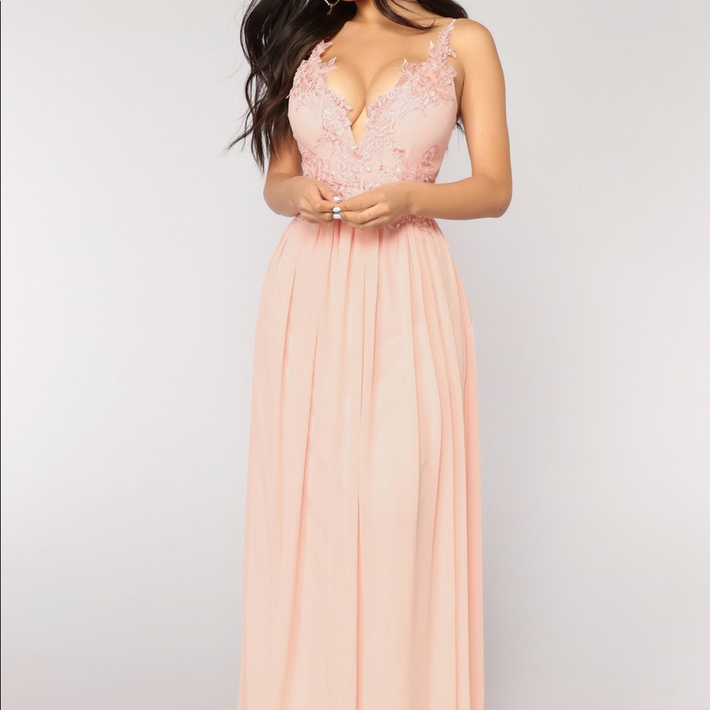 Dreamy Embroidered Dress - Blush